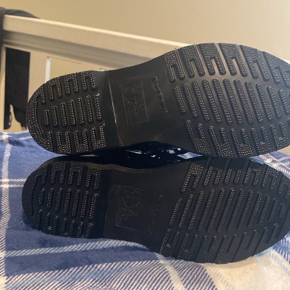 Dr. Marten’s Boots  ( Air cushion sole ) - Picture 5 of 15